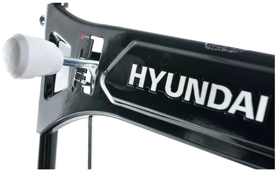 Снегоуборщик Hyundai S 5556 бензиновый