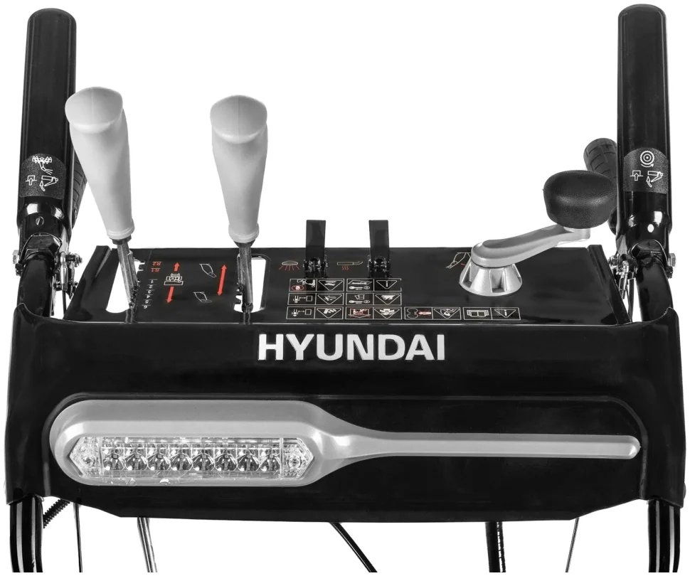 Снегоуборщик бензиновый Hyundai S 7066 с электростартером